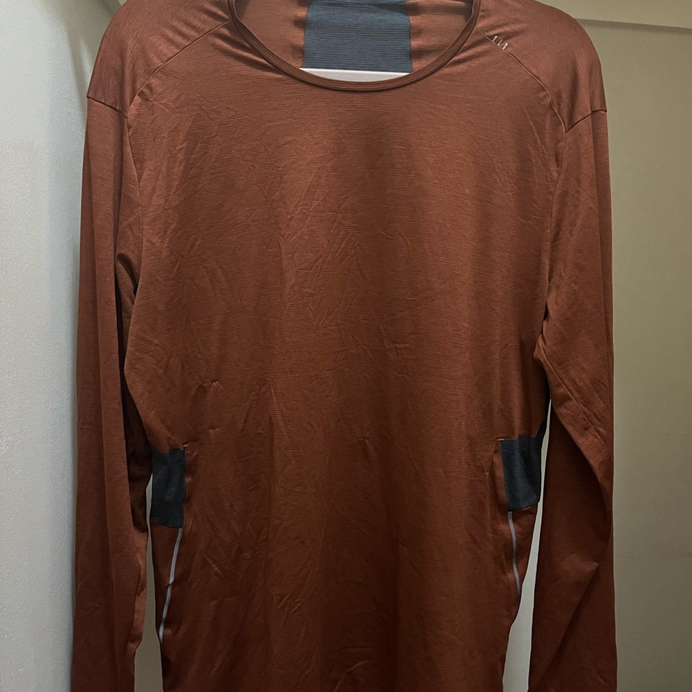Mens Lululemon Lightweight Shirt